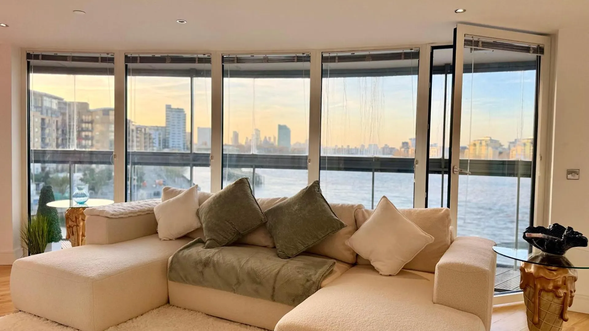 Luxury Penthouse Greenwich London 0*,
